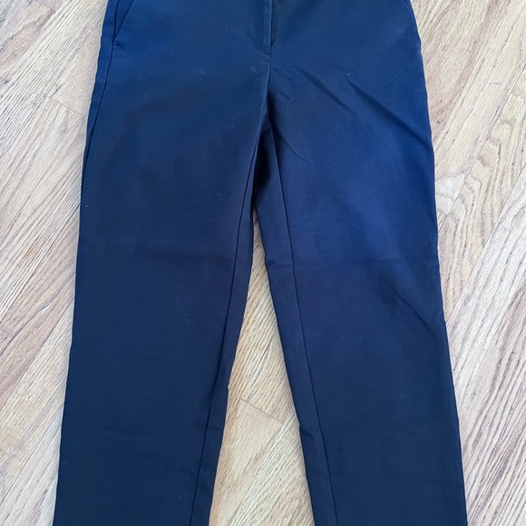 Ladies Size 2P LOFT CURVY The Riviera Slim Black Chinos GUC - Picture 1 of 6